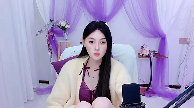 Tili_Lucky Chat XXX in diretta
