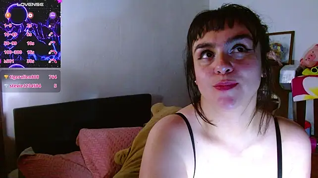 دردشة collette_beaufoy_ الجنسية المباشرة