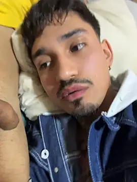 Онлайн чат XXX Mathias_vega