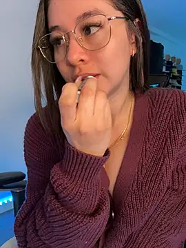 Czat XXX na żywo – Sharon_07