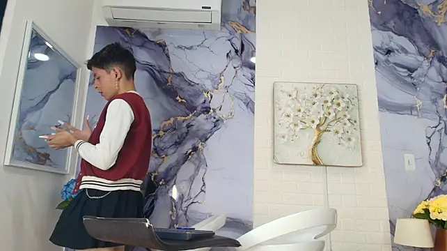 XXX chat uživo modela LITTLE_BABY2026