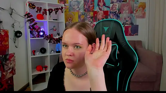 XXX chat uživo modela AdaRune