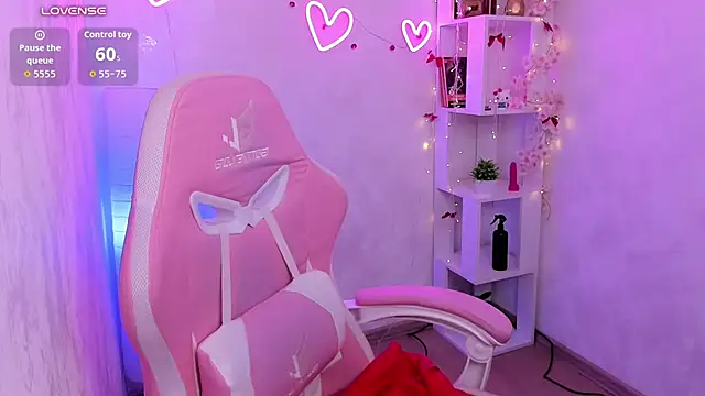 Chat +18 de Star_Tarra ao vivo