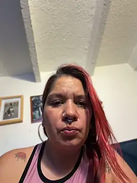JulianaDiiaz Adlı Modelin Canlı XXX Sohbeti