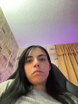 XXX chat uživo modela i_am_nina_