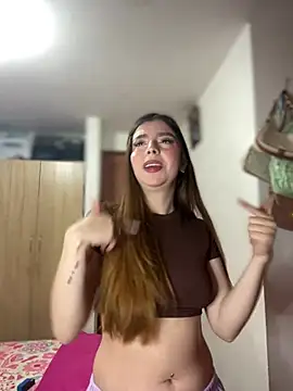 Cloew_Marz 라이브 XXX 채팅