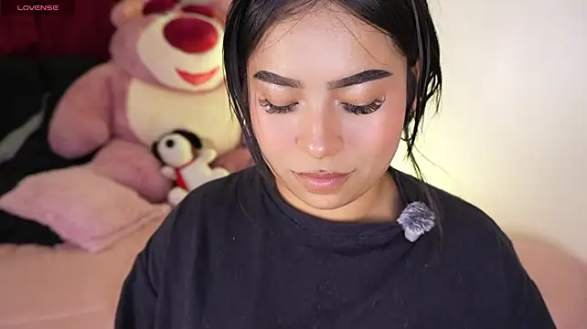 Czat XXX na żywo – mia_roux1