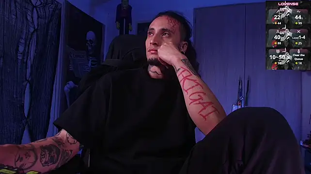 Ryuk_it élő XXX-chatje
