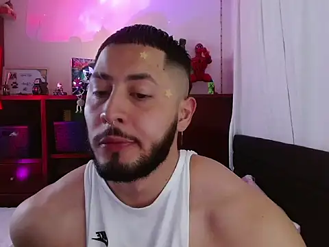 Spilios_low Chat XXX in diretta