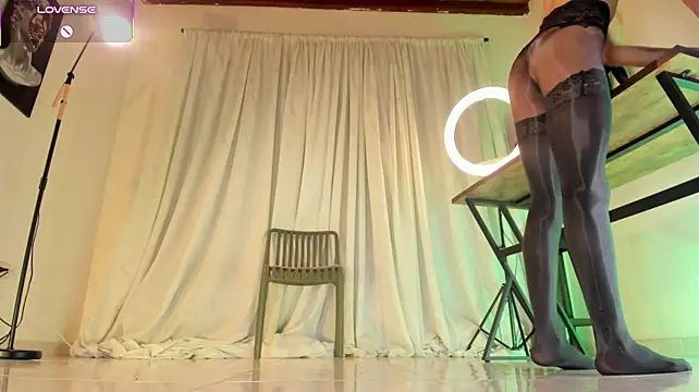ArchieCollins live XXX chat
