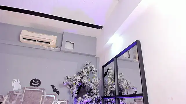 Cloedurant Adlı Modelin Canlı XXX Sohbeti