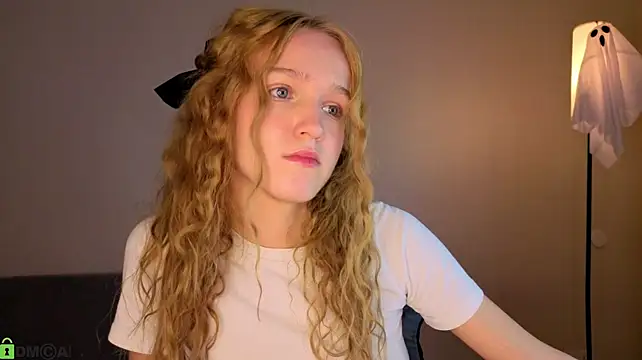 sue_dream Adlı Modelin Canlı XXX Sohbeti