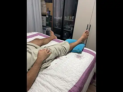 دردشة SecretGuyTr الجنسية المباشرة