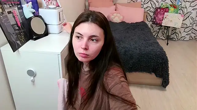 peachyness Adlı Modelin Canlı XXX Sohbeti