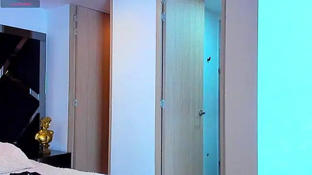 Онлайн чат XXX Raytorres