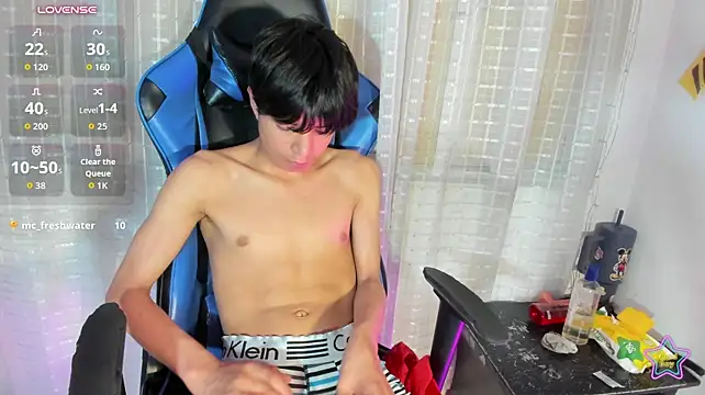 Alex_it0_ Adlı Modelin Canlı XXX Sohbeti