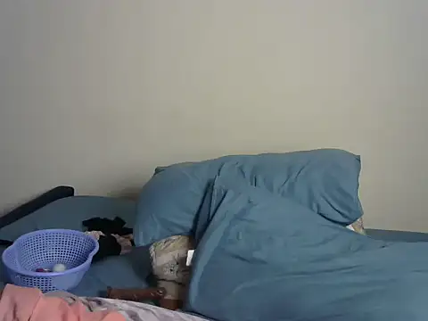 Cuttie_Aura Chat XXX in diretta