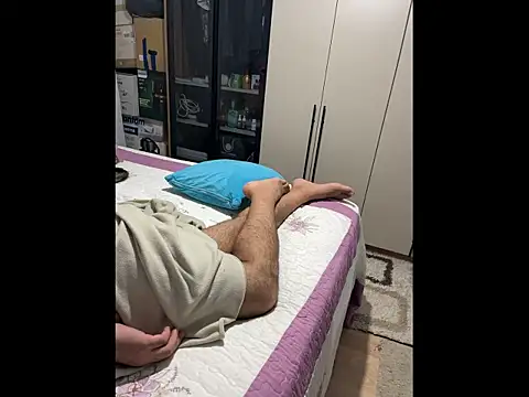 دردشة SecretGuyTr الجنسية المباشرة