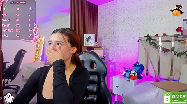 khaterine_tay Adlı Modelin Canlı XXX Sohbeti