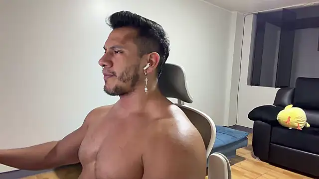 DominicVeinss 现场XXX聊天