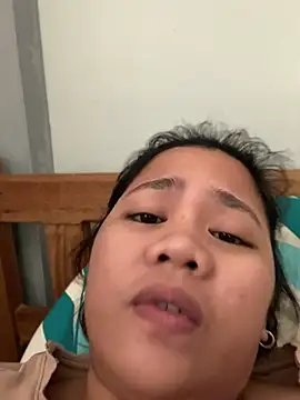 -CLARAMommy- – Naživo XXX chat