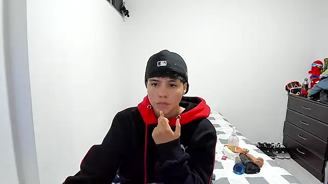 Chat +18 de Bruno_Cruzz ao vivo