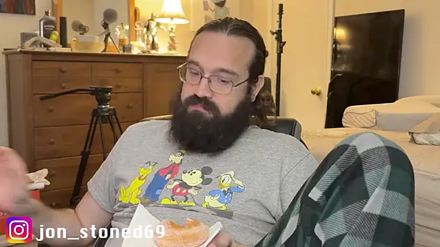 Apocalypse_Jerry live XXX chat