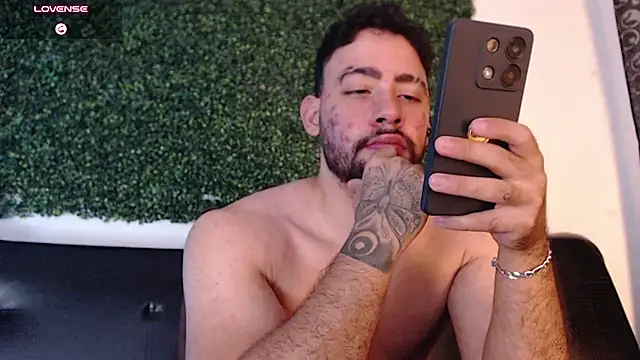 Chat +18 de sam_ford_2 ao vivo