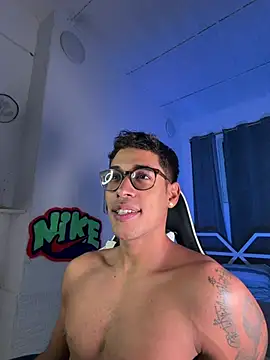 Jackson_stone élő XXX-chatje