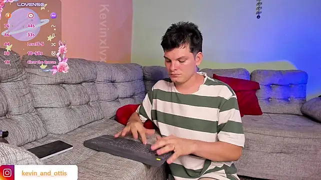 _Ottis_ Chat XXX live