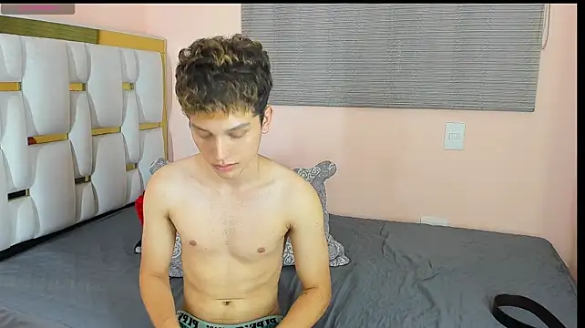 Chat XXX ao vivo de Twink_Andy