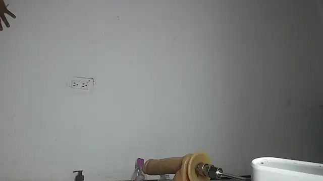 avaleri_cherry élő XXX-chatje