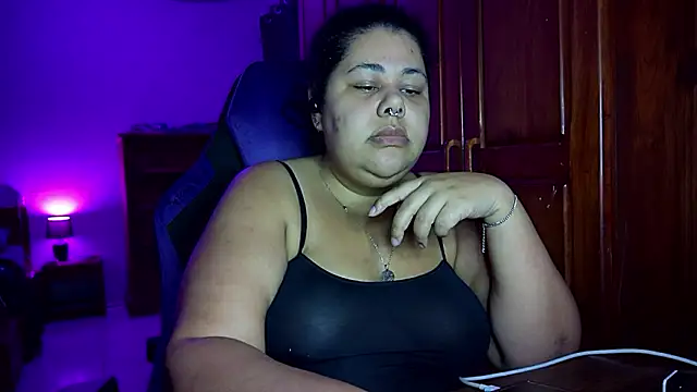 xlatinastar's Live XXX Chat
