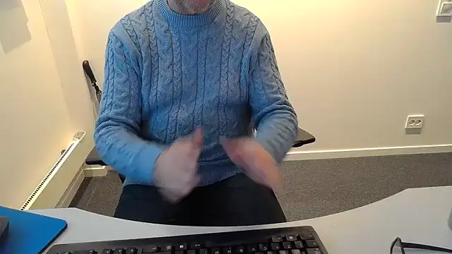 XXX chat uživo modela Buggemann
