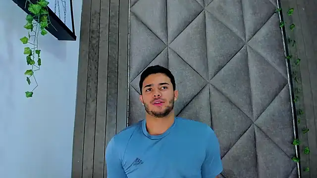 TylerWest_'s Live XXX Chat