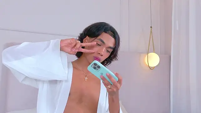 AlanCuute 在線直播表演