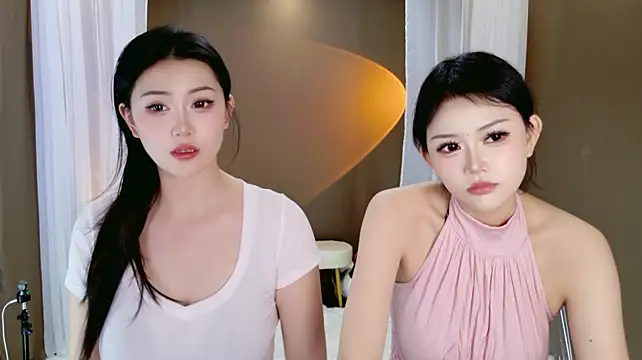 Banana-Milk69 – Live XXX-chat