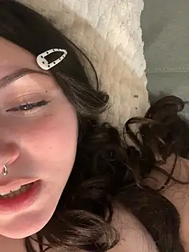 Evemeqtn Live XXX chat