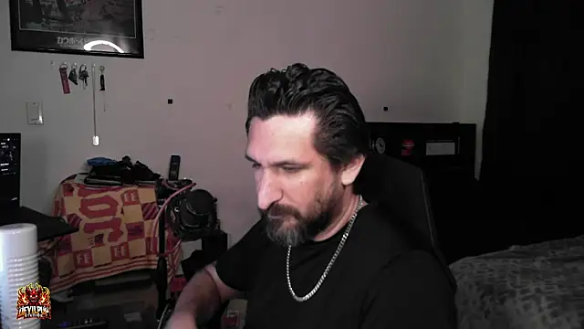 DevilPup75_ Chat XXX live