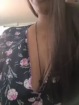 AngelNitya Adlı Modelin Canlı XXX Sohbeti