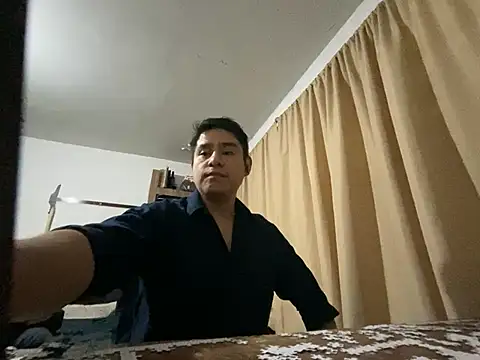 XXX chat uživo modela Ryu__