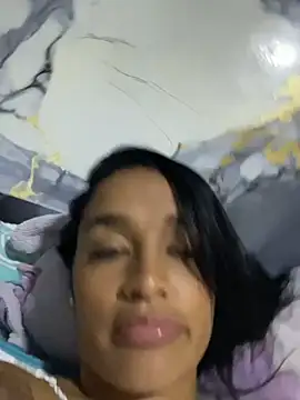 KatalinnaBrownのライブXXXチャット