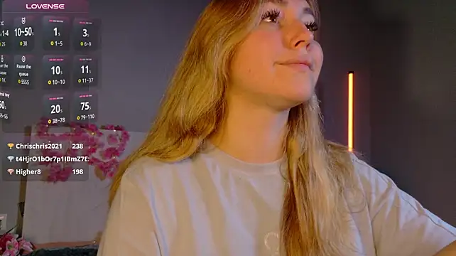 Chatroom XXX en direct de LunaXBaddie