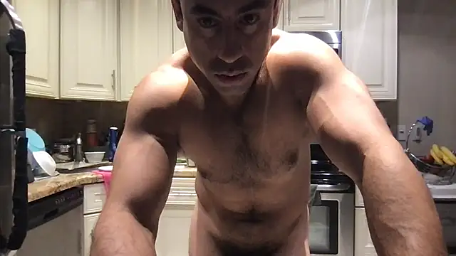 BigGuyMuscle Adlı Modelin Canlı XXX Sohbeti