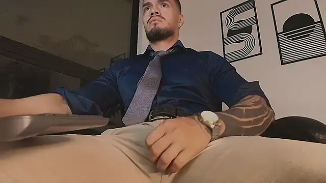 ALPHA_DOMINUS_ Live XXX-chat