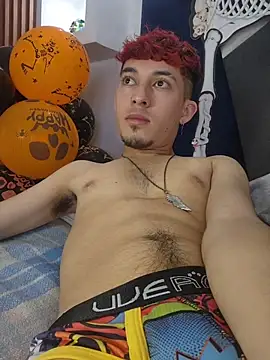Axel_Bell Adlı Modelin Canlı XXX Sohbeti