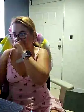 Chat XXX en directo de MilfLuna