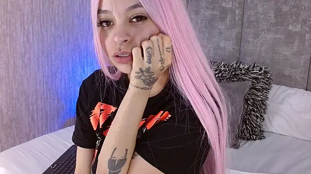 Chat +18 de KatherineGomez ao vivo