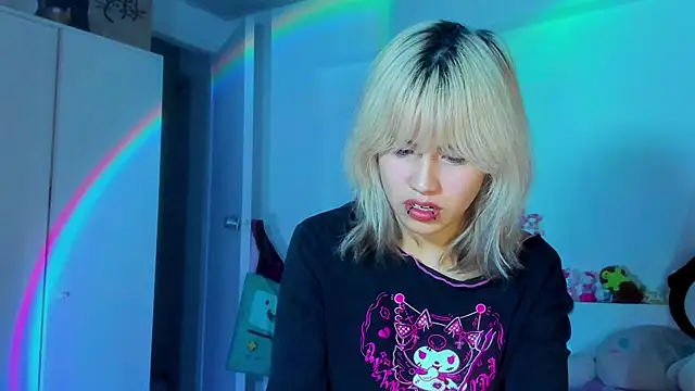 Chat XXX en directo de Akane-Mou