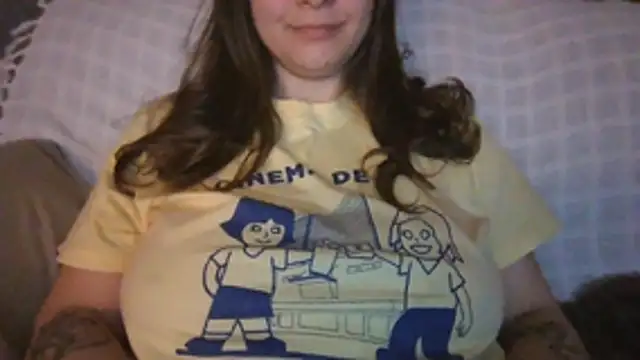XXX chat uživo modela xxxluana